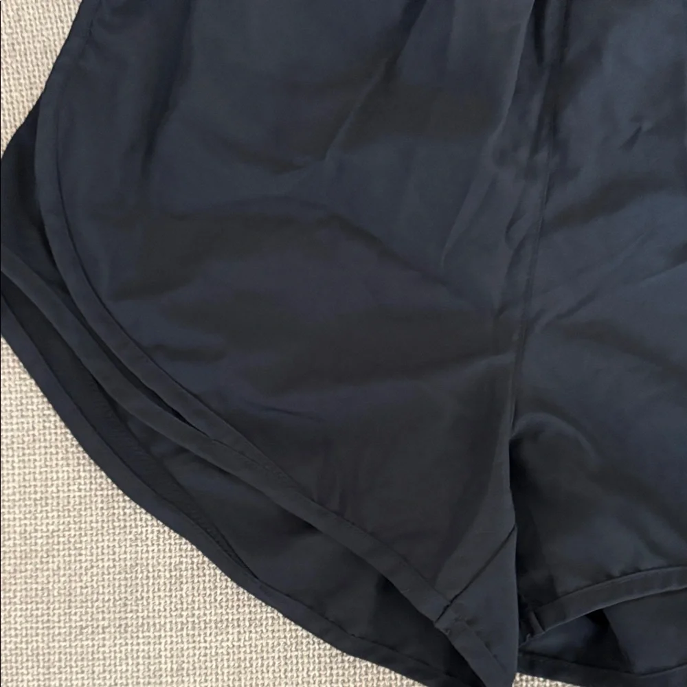 Nike women black